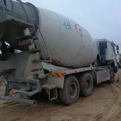 二手15臺(tái)豪沃0公里混凝土攪拌車，優(yōu)質(zhì)商砼罐車全解析
